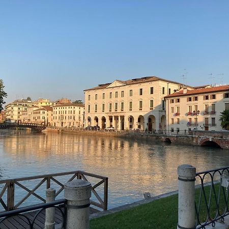 Maison Altinia, Locazione In Centro Storico A Due Passi Dalla Stazione Treviso Exterior photo